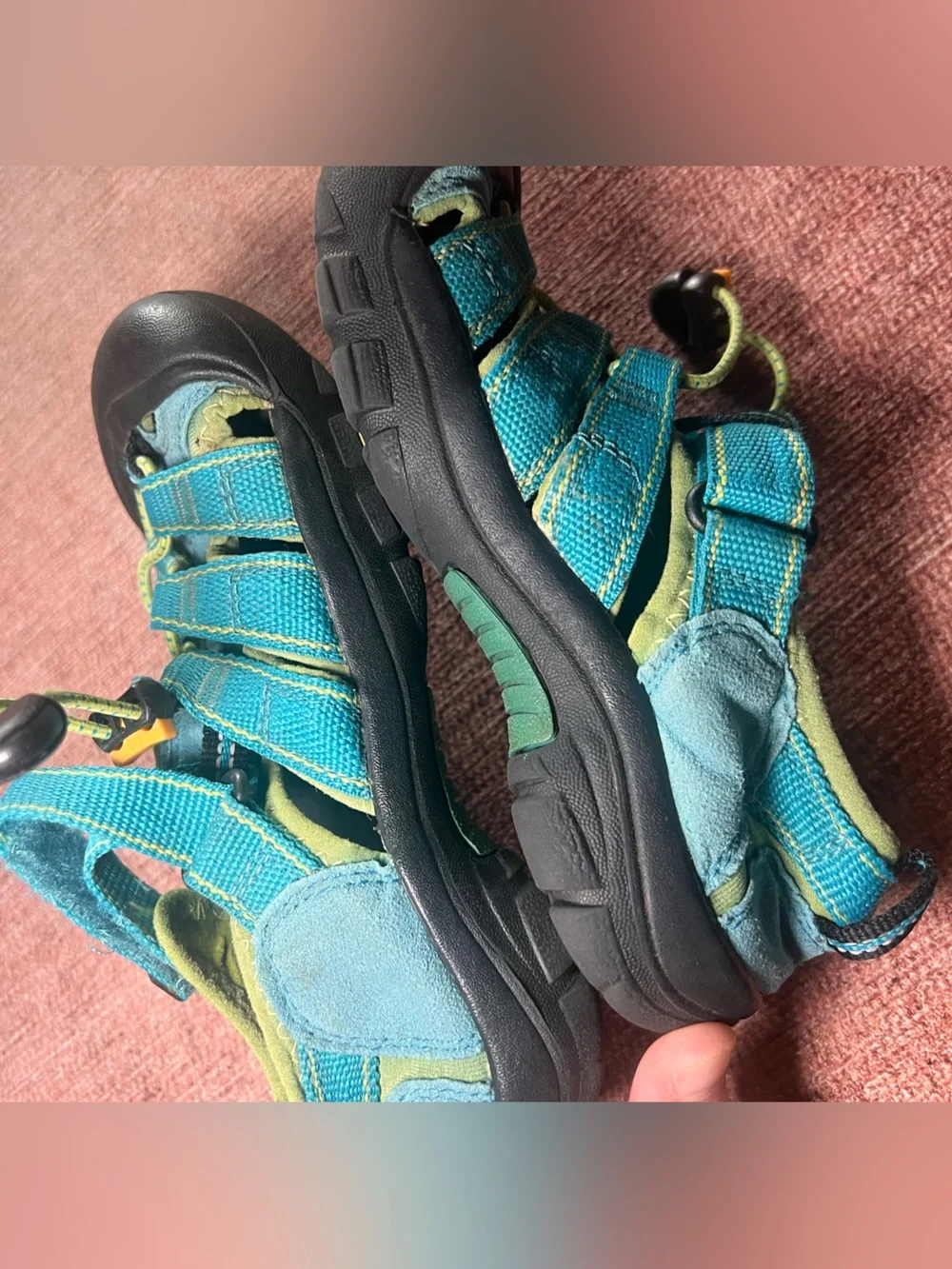 KEEN Kids size 1 Teal and Lime closed Toe water Sandal Shoes Summer